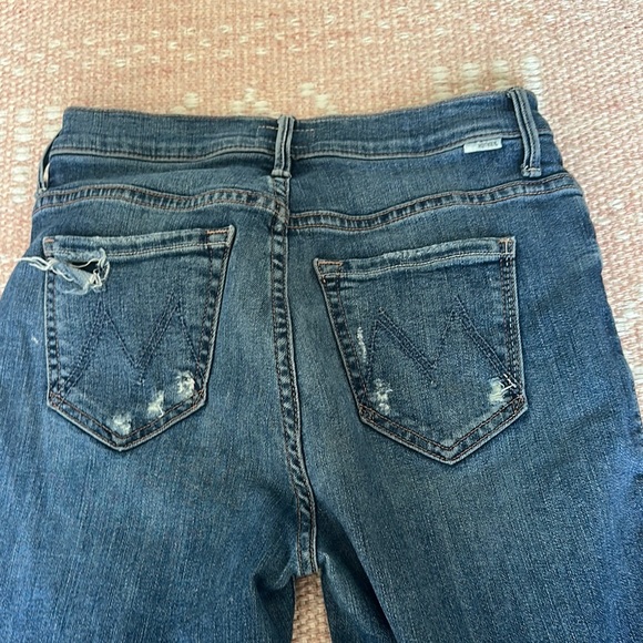 MOTHER The Insider Crop Step Chew jeans - Picture 9 of 12